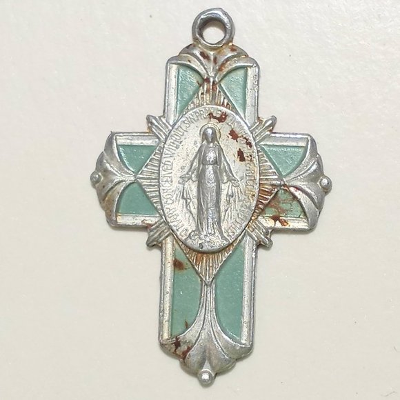 Miraculous Medal Jewelry - Vintage‎ Miraculous Medal On A Silver And Green Cross Pendant Charm #C014